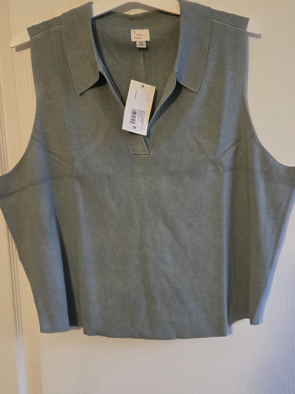 a new day Sleeveless Polo Crop Top in Sage Green